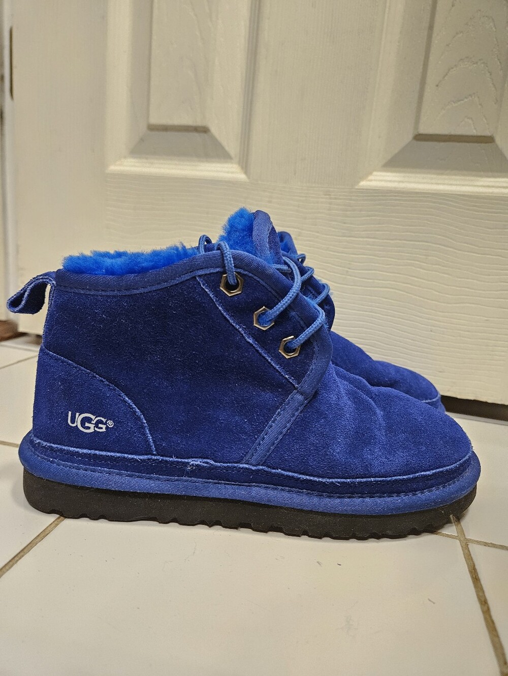 UGG nuemel Chukka Boots Blue Suede fleece lined shoes womens size 7